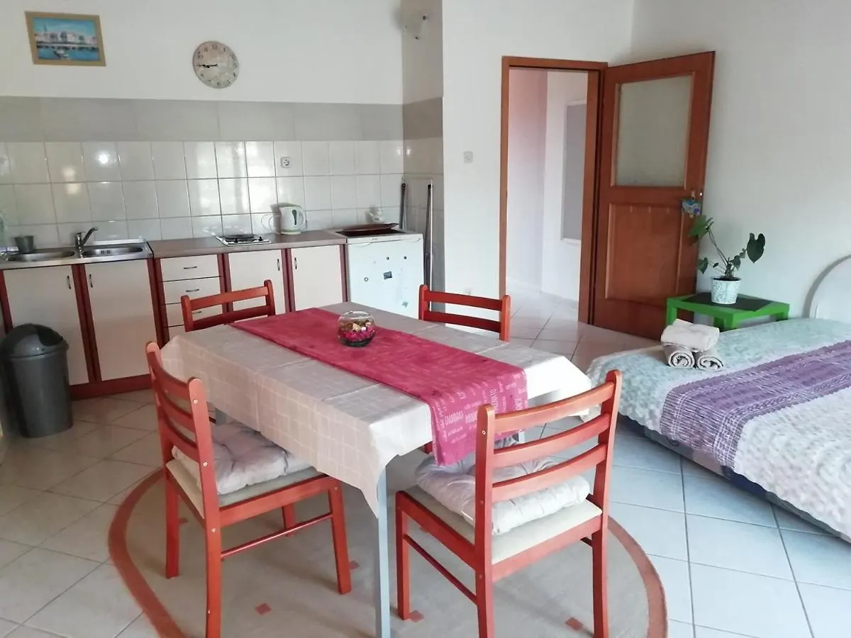 Apartments Rossa Muntic Croatia