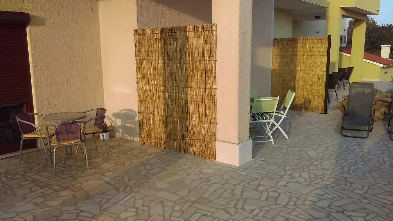 Apartments Rossa Muntic